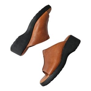 MINNETONKA Womens Cognac Brown Leather Wedge Open Toe Slides Sandals US 9 Comfy
